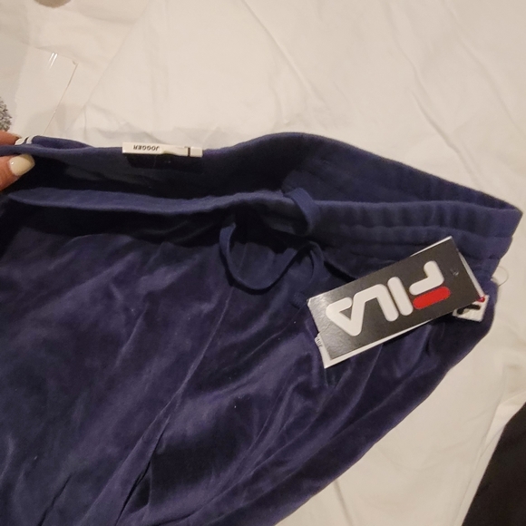 Fila Women's Jogger Velour Sweatpants - Picture 3 of 5
